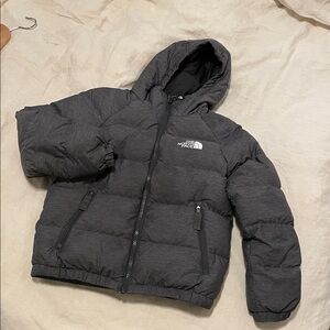 The North Face Kids' Hyalite Reversible
Water Repellent 550 Fill Down Jacket